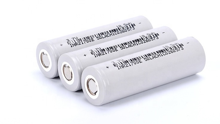 Soft case, cylindrical, square lithium battery which is best